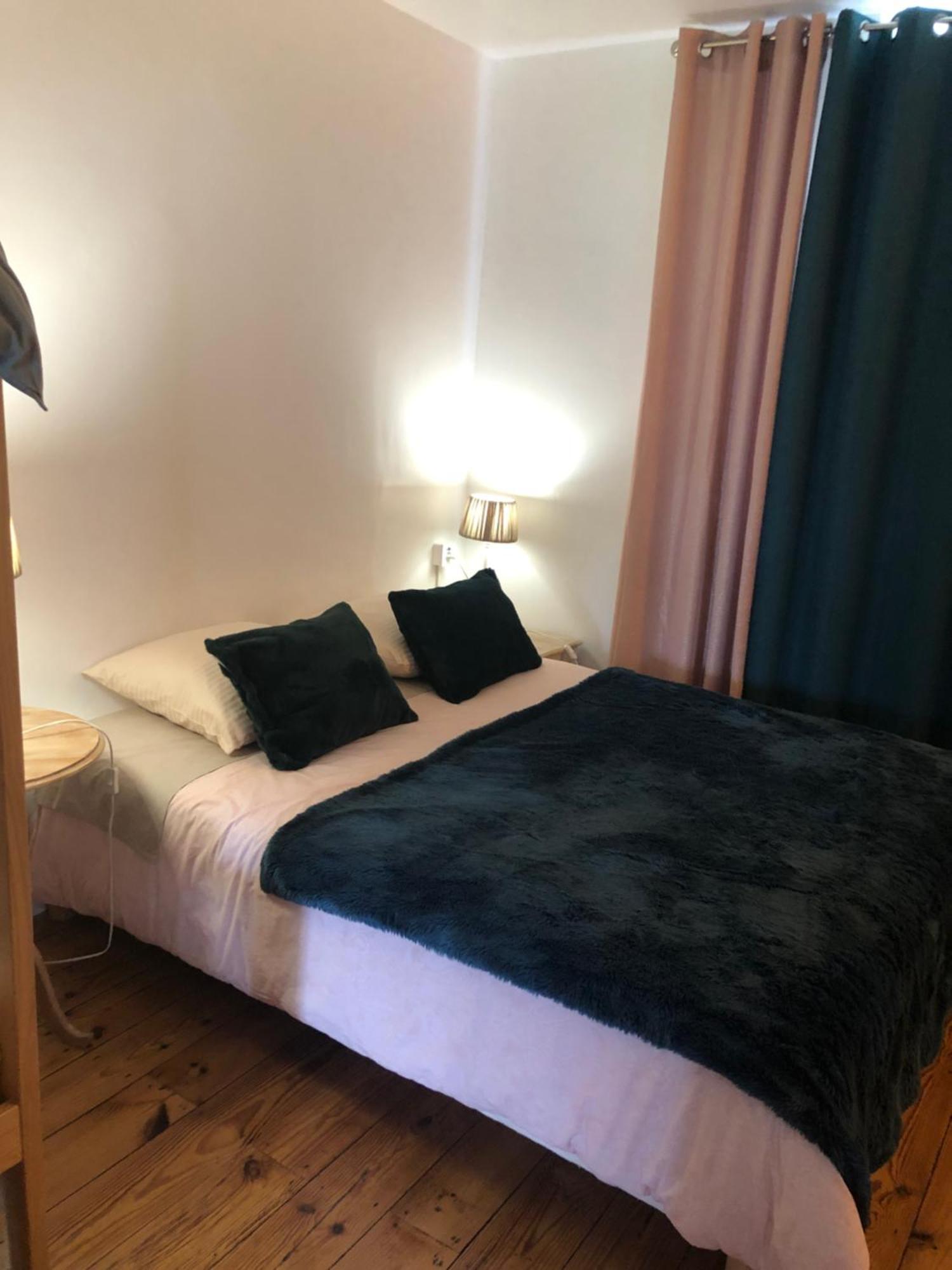 Maison D'Hotes Larraldia Uhart-Cize Екстериор снимка