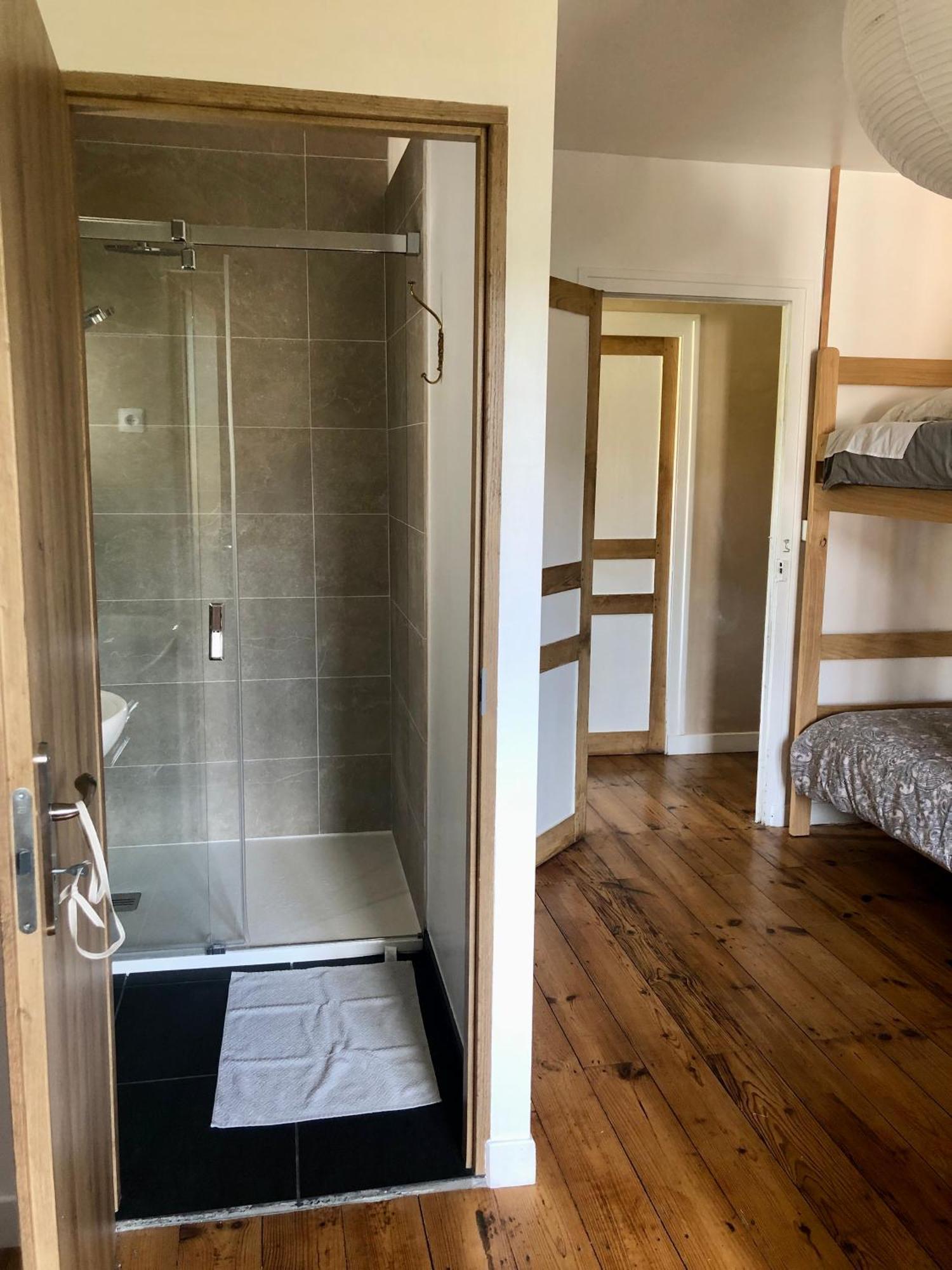 Maison D'Hotes Larraldia Uhart-Cize Екстериор снимка